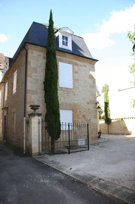 Les Chambres D'Hotes Chez Alisa Et Daniel Sarlat-la-Canéda Eksteriør billede